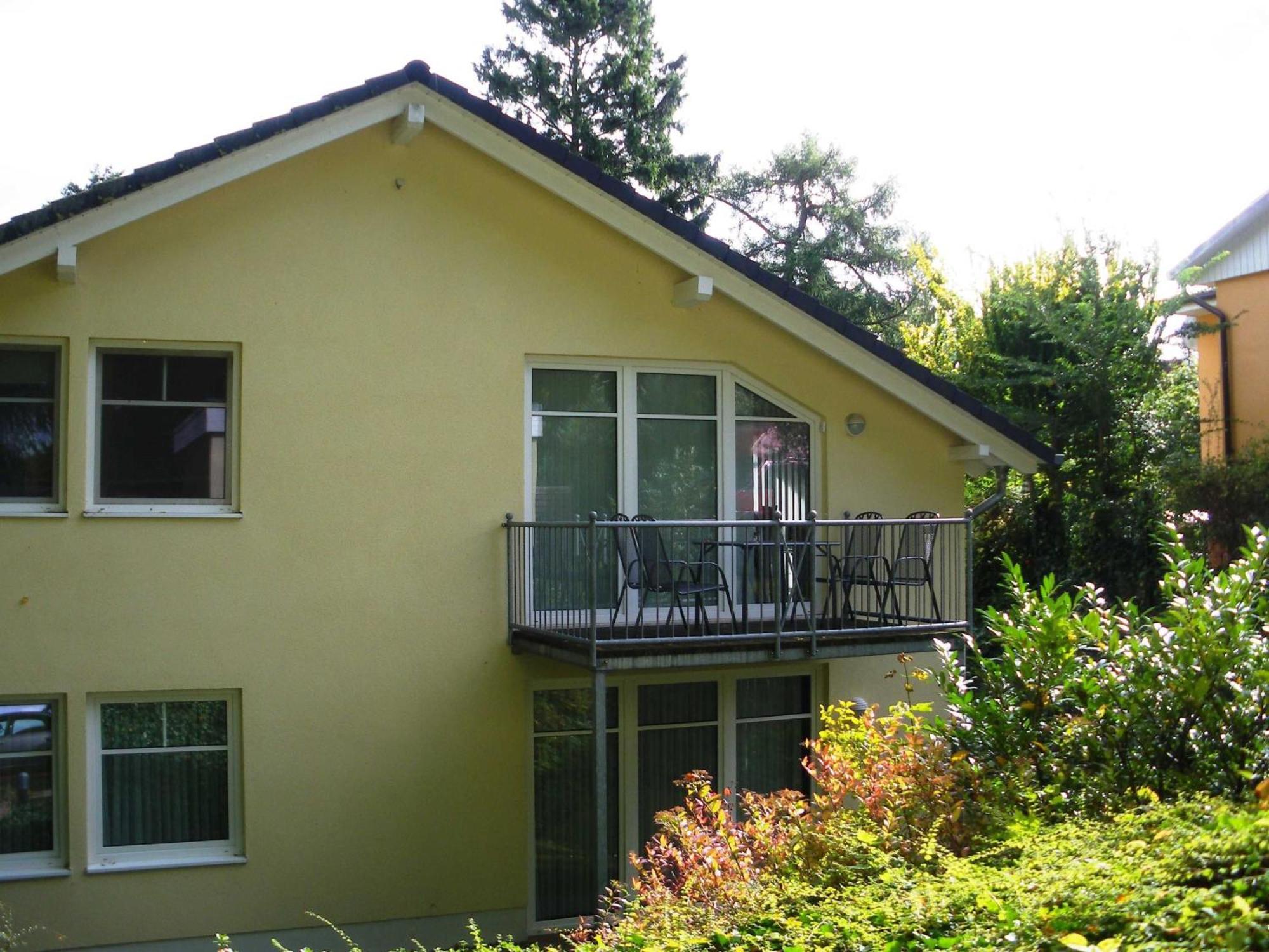 Haus Oie Idyll Mit Balkon 10 Minuten Zum Strand ツィノヴィッツ エクステリア 写真