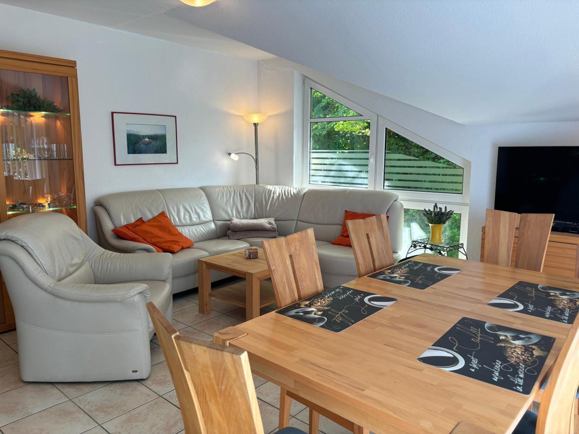 Haus Oie Idyll Mit Balkon 10 Minuten Zum Strand ツィノヴィッツ エクステリア 写真
