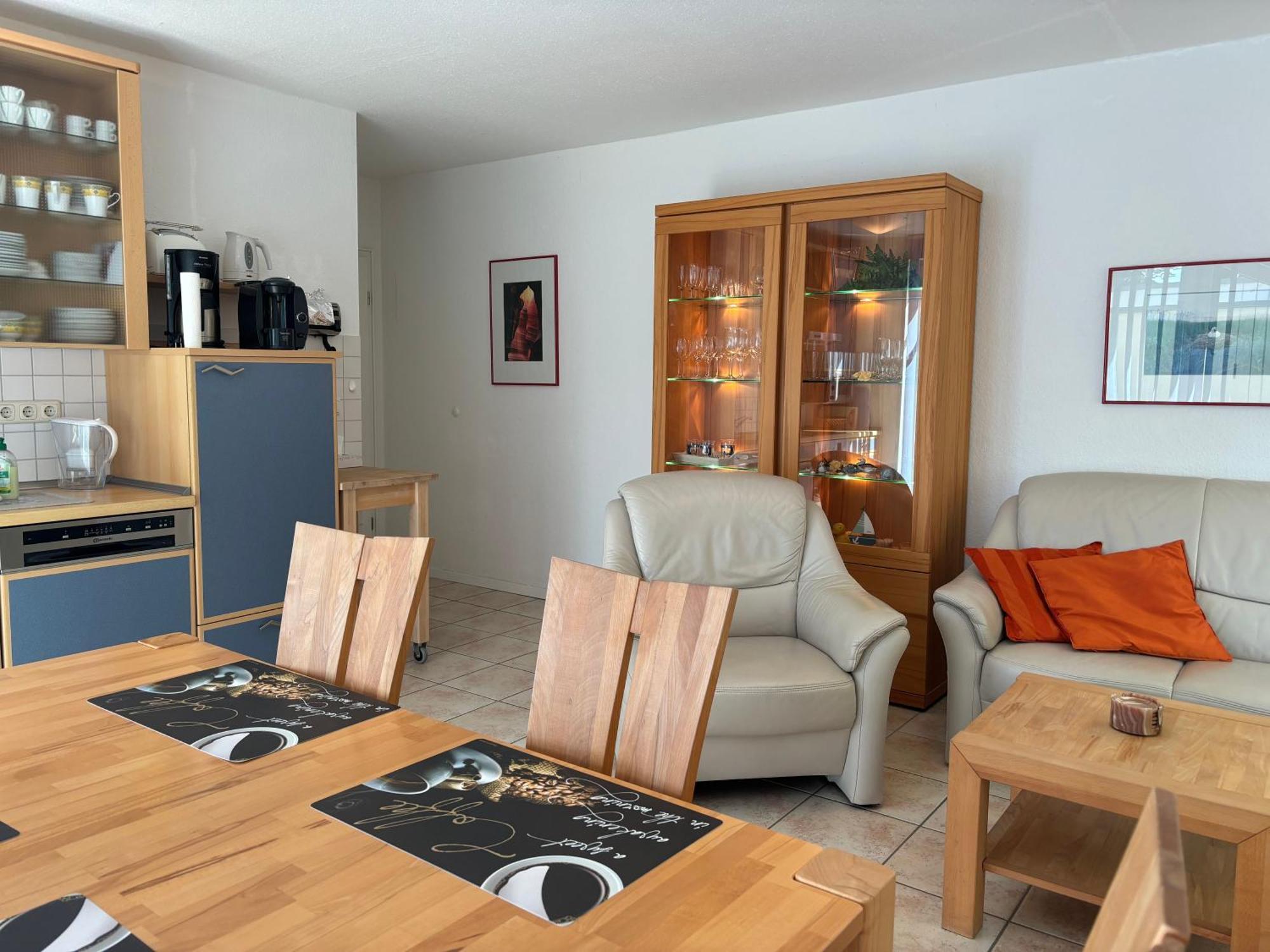 Haus Oie Idyll Mit Balkon 10 Minuten Zum Strand ツィノヴィッツ エクステリア 写真