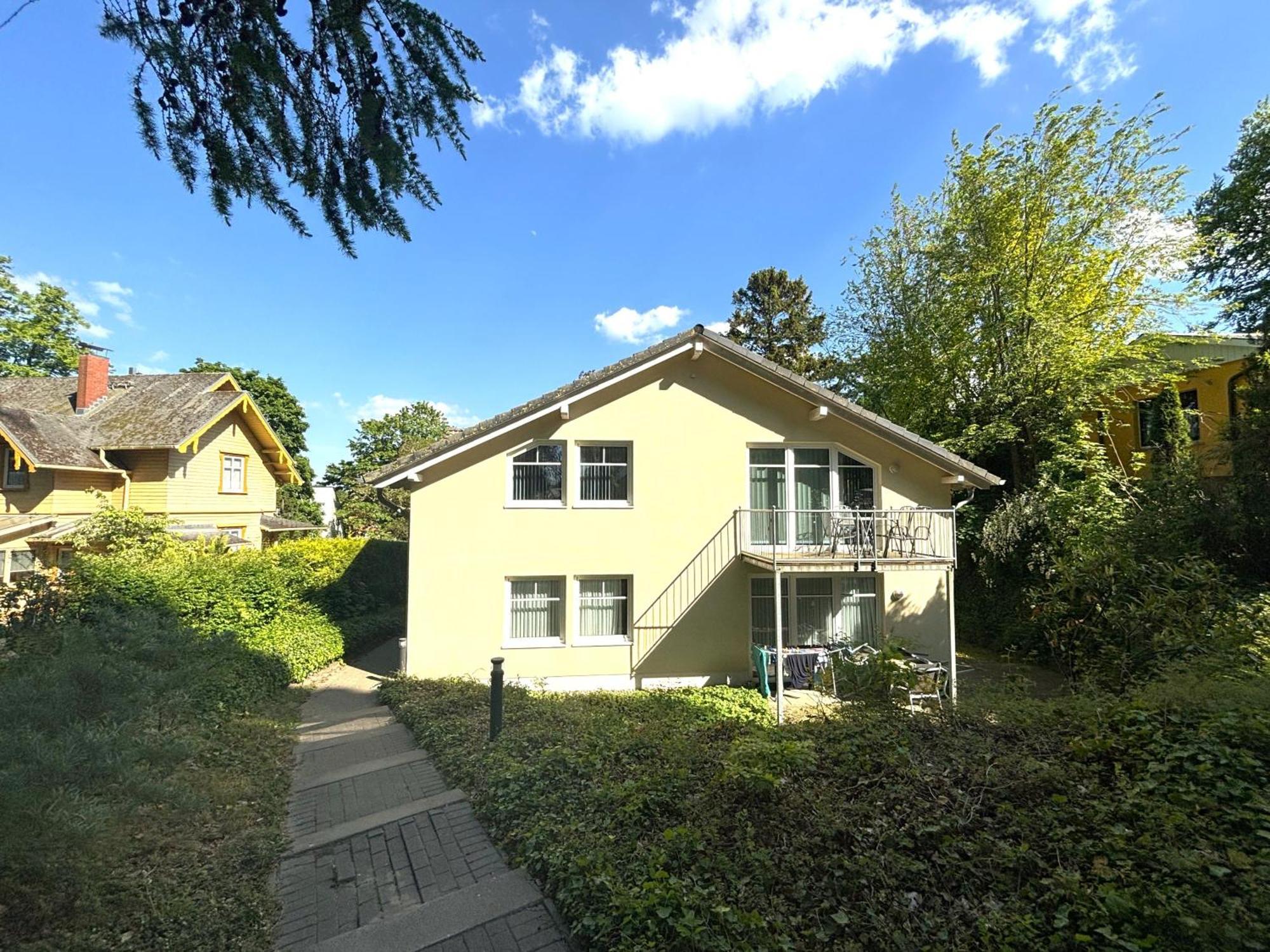 Haus Oie Idyll Mit Balkon 10 Minuten Zum Strand ツィノヴィッツ エクステリア 写真